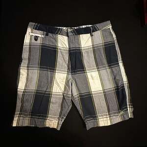 Vans Plaid Shorts Size 36